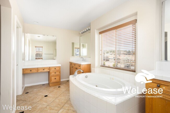 Foto del edificio - 5 br, 4 bath House - 35177 Via Laguna