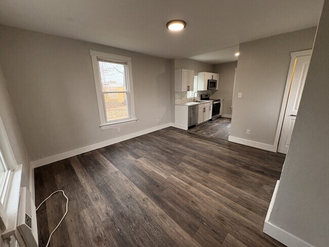 Foto del edificio - 3438 Greenwood Blvd