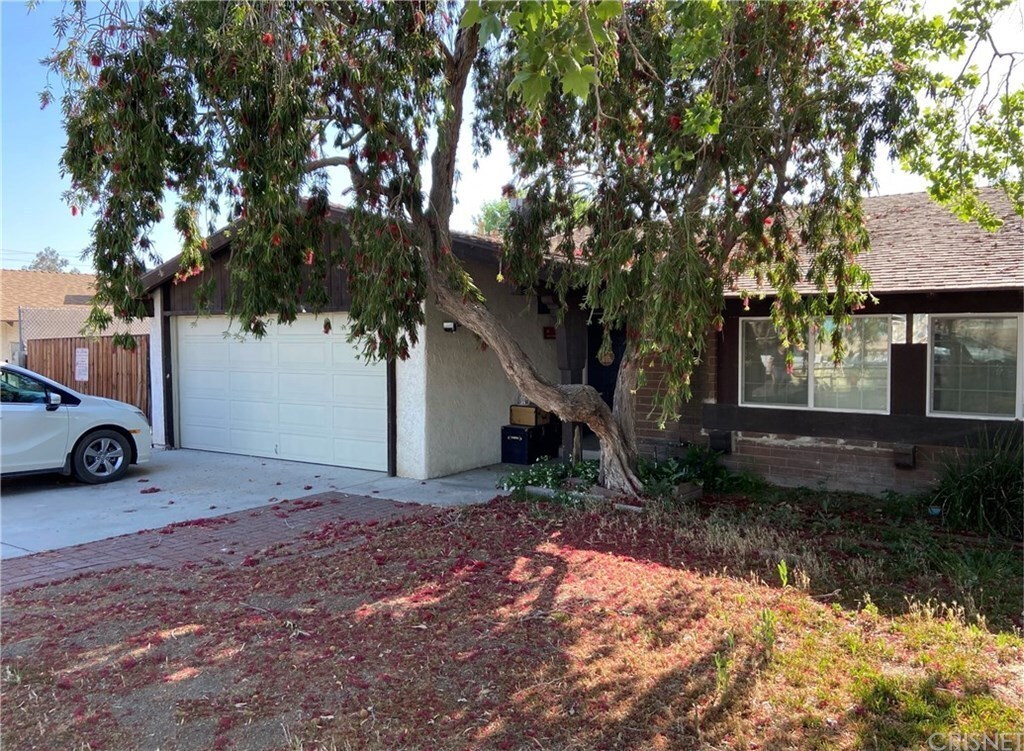 Primary Photo - 26939 Honby Ave