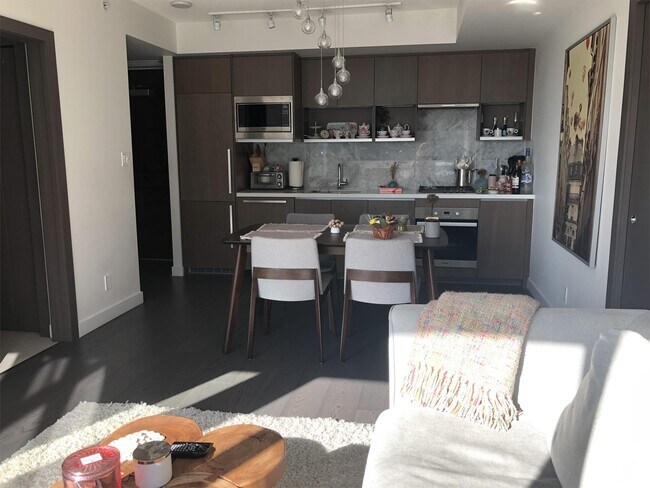 Photo du bâtiment - 68 Smithe St