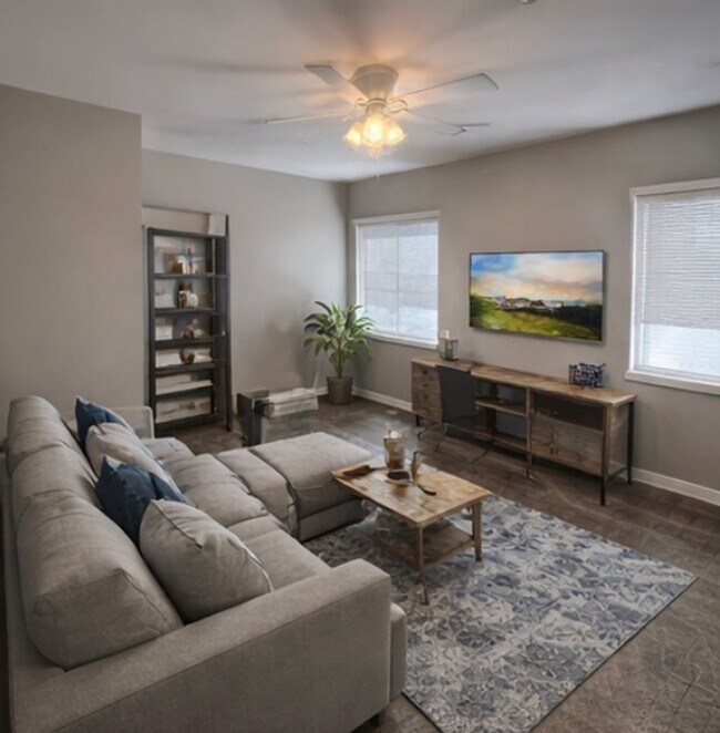 Photo - Summit Street Duplexes Apartment