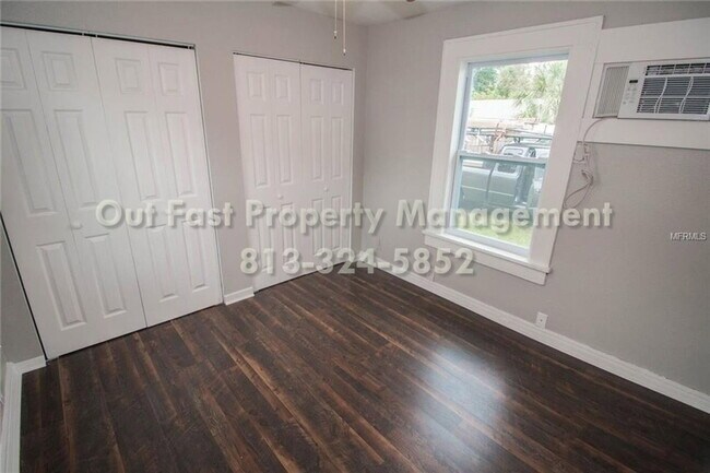 Foto del edificio - 226 SW Lincoln Cir N