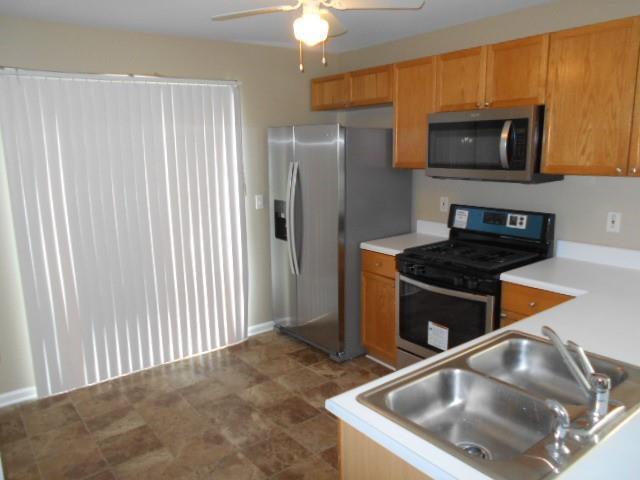 Building Photo - 202 Woodland Way