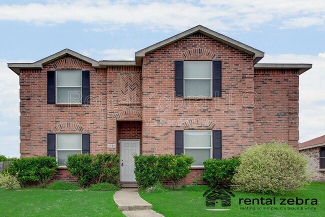 Photo - 2909 Goldenrod Dr House