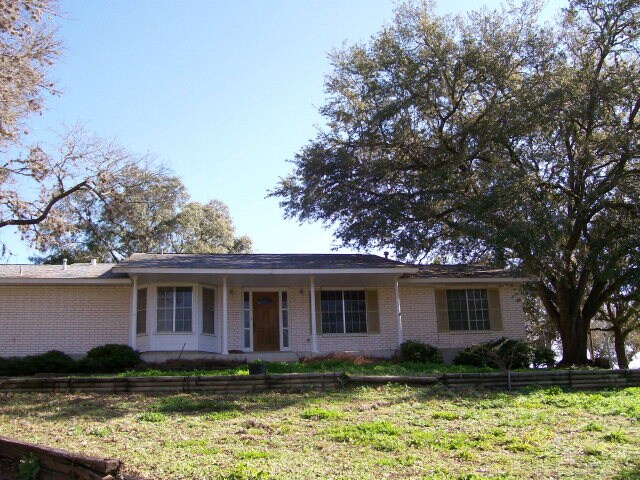 Primary Photo - 124-126 W Hampton Dr