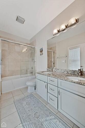 Primary Photo - 2340 W Adams St