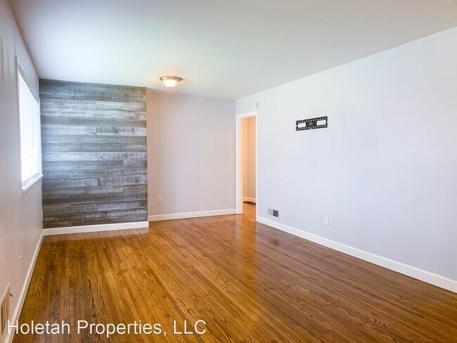 Building Photo - 3 br, 2 bath House - 128 Vann Cir