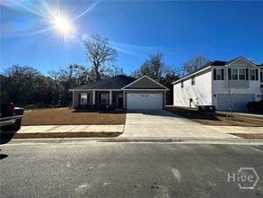 Building Photo - 178 Summit Cir