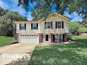 Building Photo - 7011 Blue Mountain Dr