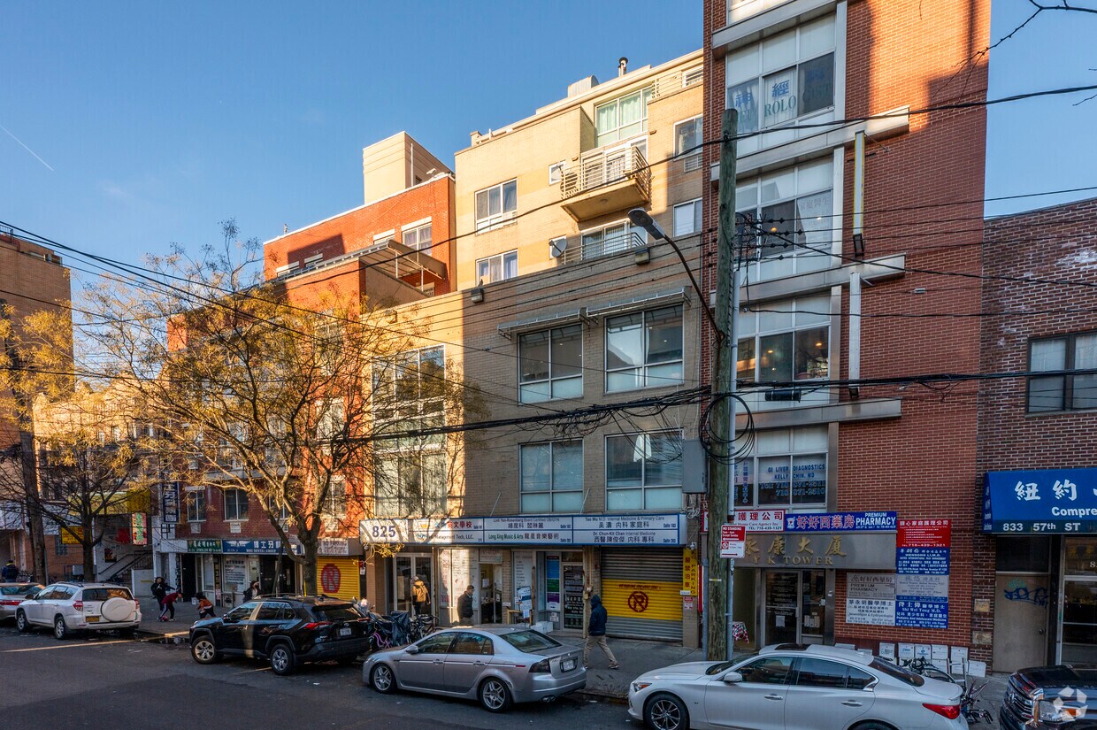 Foto del edificio - 825 57th St