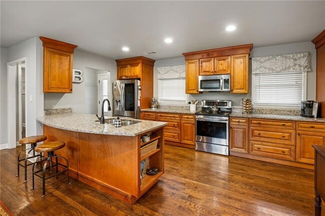 Foto del edificio - 2341 Elmwood Cir SE