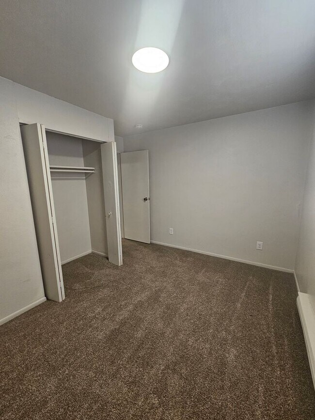 Foto del edificio - 401-407 SW 8th St.