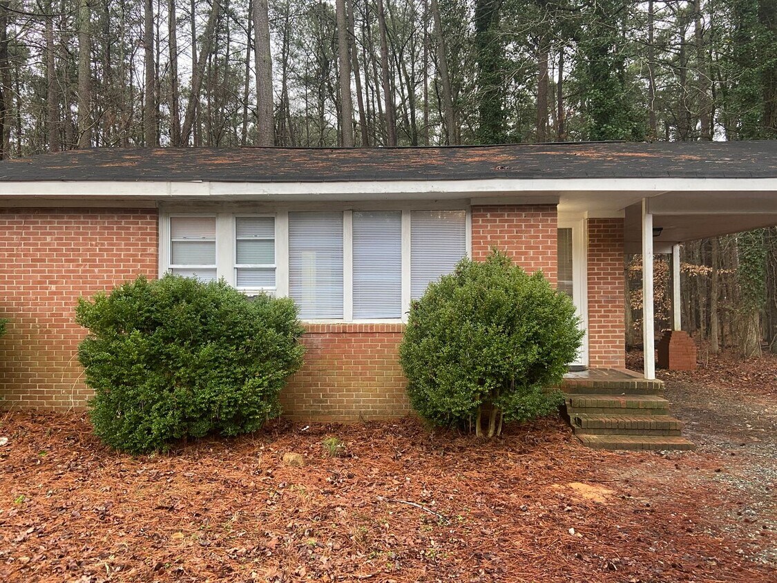 Primary Photo - Chapel Hill / 2BR House of Homestead AVAIL
