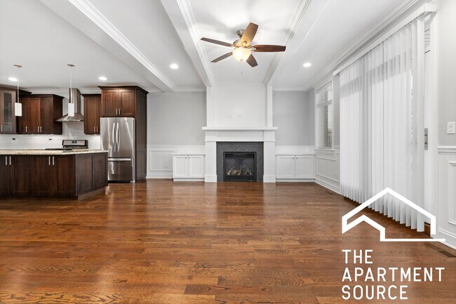 Foto del edificio - 1324 W Grand Ave