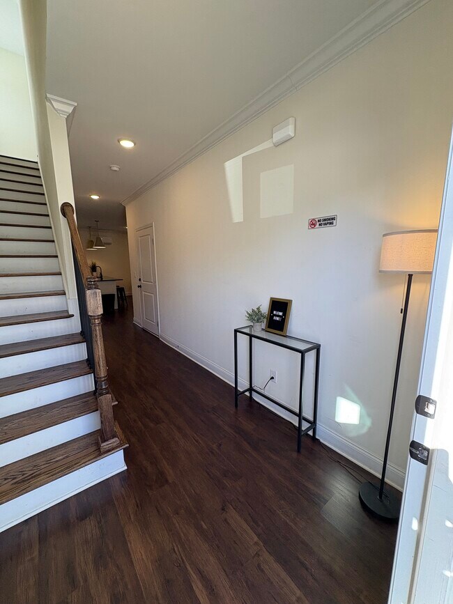 Foto del edificio - 5535 Stream Ln