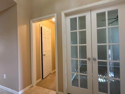 Building Photo - 909 Mangrove Dr