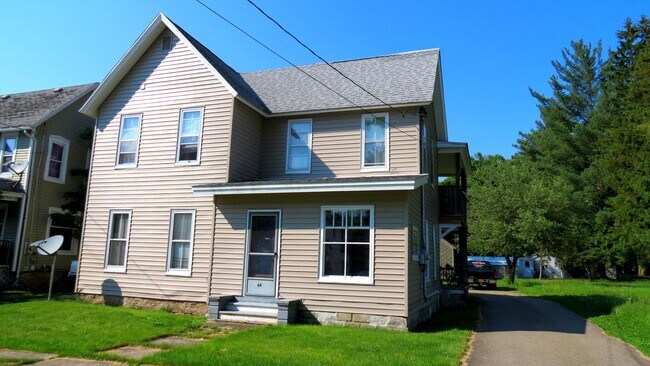 Foto del edificio - 64 Adams Street, Salamanca NY 14779