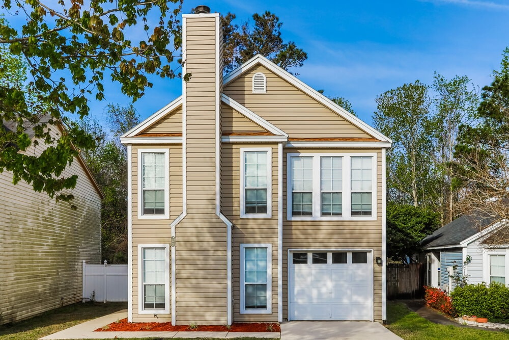 Foto principal - 588 Staffordshire Dr