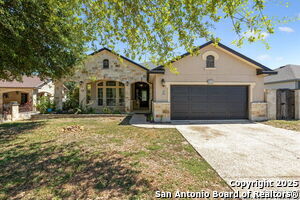 Foto principal - 5902 Tree View St