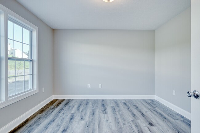 Foto del edificio - 220 Twisted Oak Dr NW