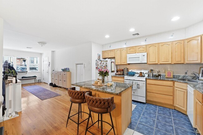 Foto del edificio - 62 Monroe St