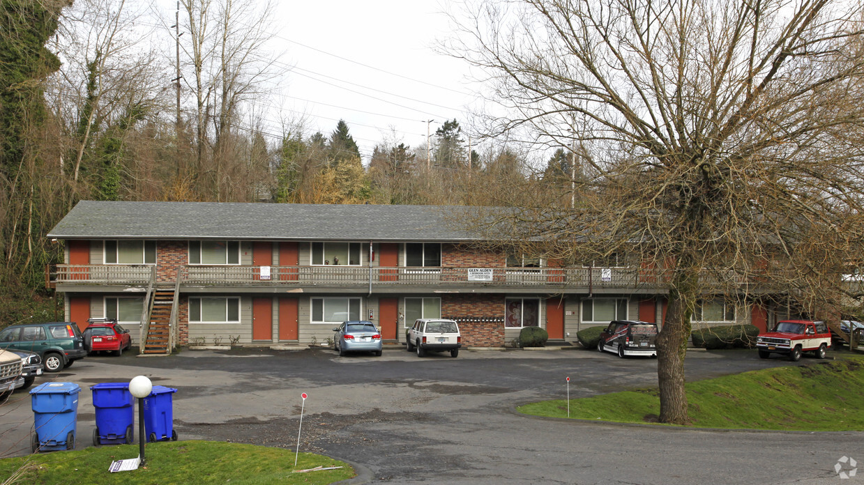 Primary Photo - Glen Alden Apartments