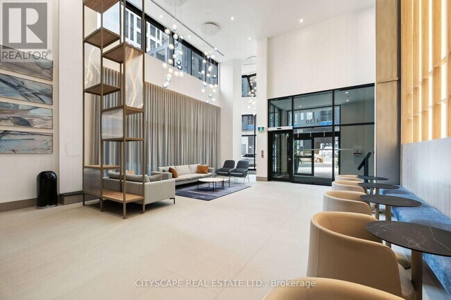 Photo du bâtiment - 4130-4130 Parkside Village Dr