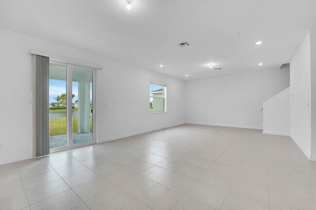 Foto del edificio - 3551 Angler Dr