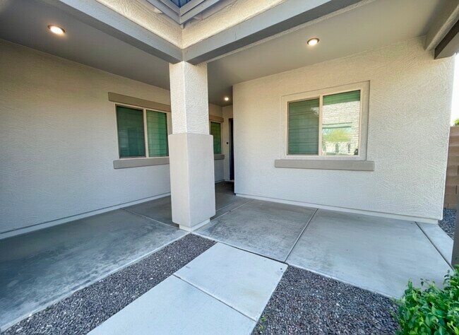 Foto del edificio - 17243 W Echo Ln