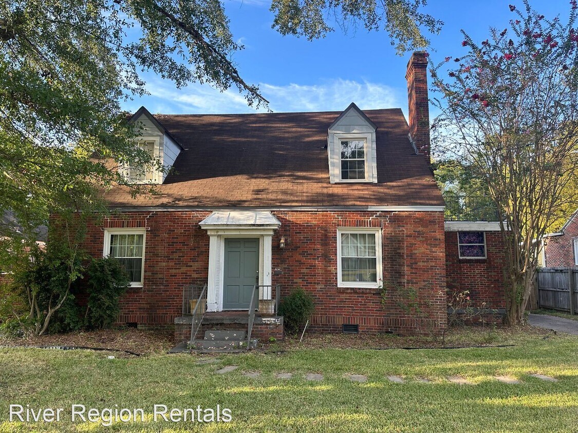 633 E Edgemont Ave, Montgomery, AL 36111 House Rental in Montgomery