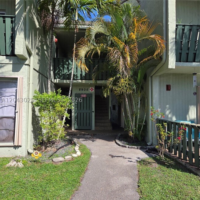 Building Photo - 8905 NW 28th Dr