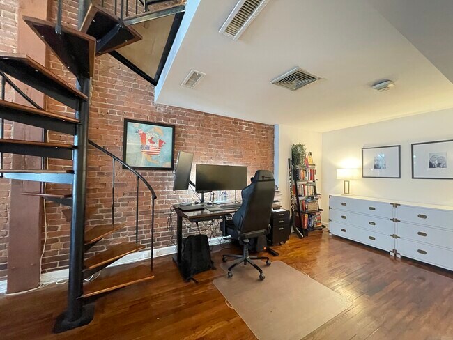 Foto del edificio - 125 Washington St