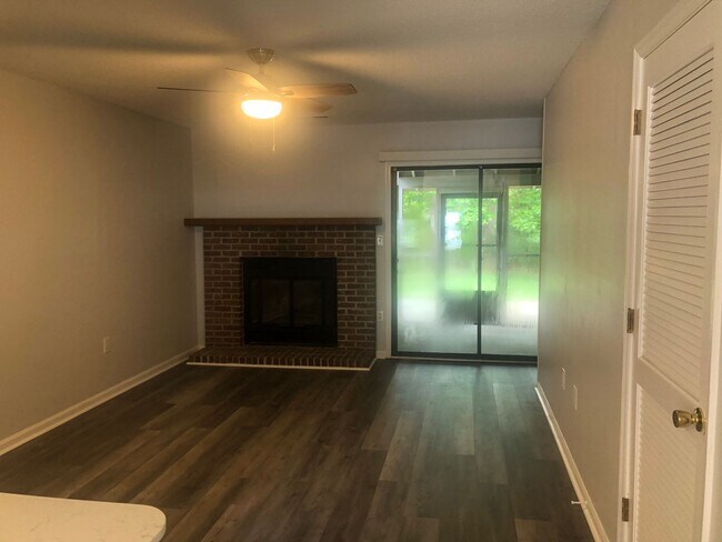 Foto del edificio - 108 Beaver Pond Loop