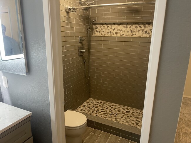 Building Photo - 9024 Amador Valley Ct
