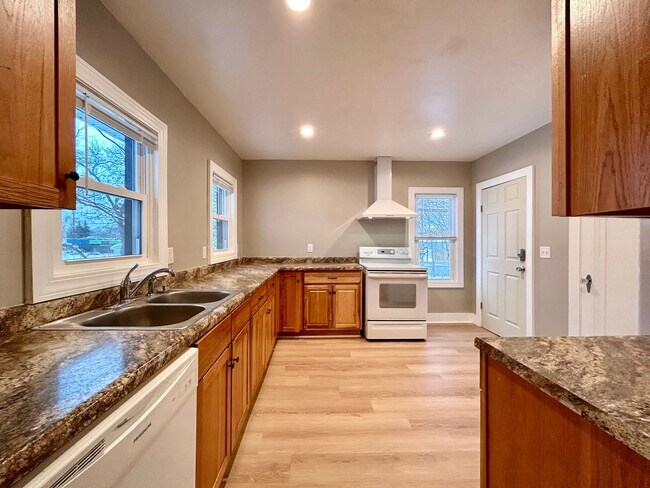 Foto del edificio - 297 W Larch Ave