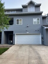 Building Photo - 577 Woodduck Dr