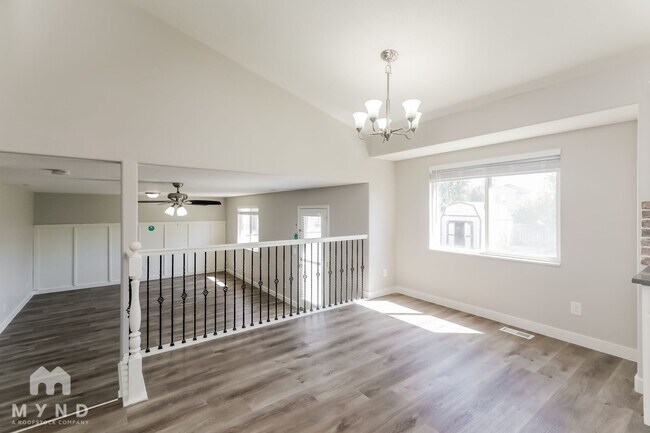 Foto del edificio - 1652 N 2275 W