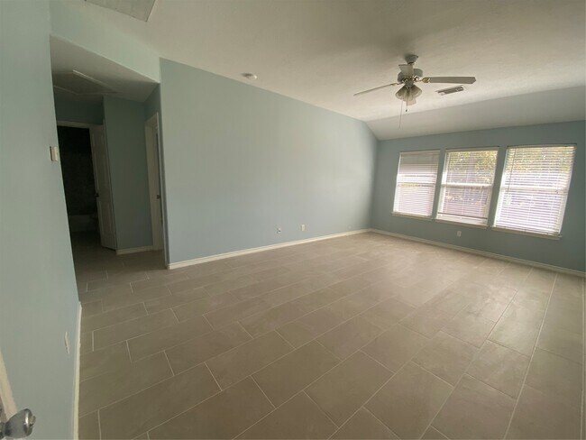 Foto del edificio - 10662 Royal York Dr