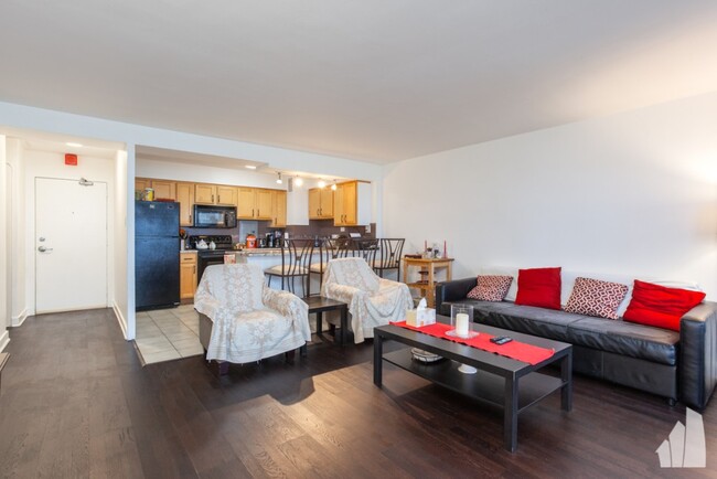 Foto del edificio - 6030 N Sheridan Rd