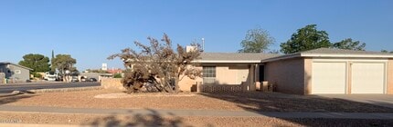 Building Photo - 1801 Pete Brown Pl