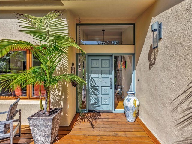 Building Photo - 3635 Serra Rd