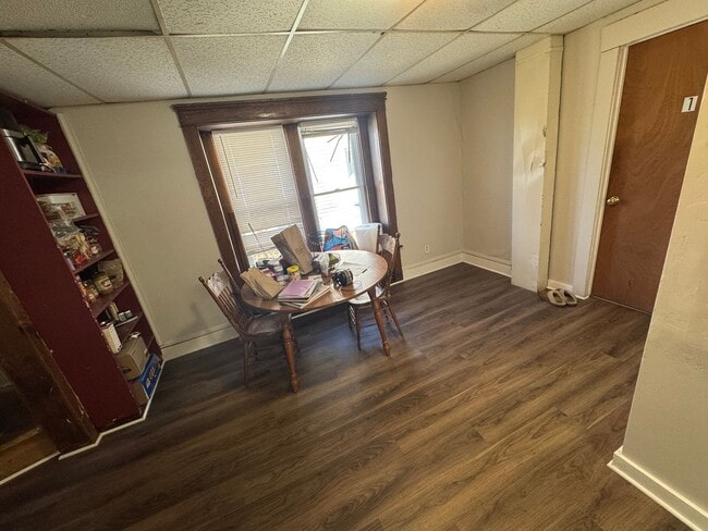 Building Photo - Kent Student Rental – You pick your splits! $3,000 Total