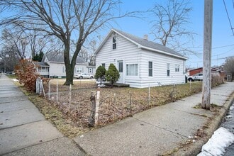 Building Photo - 1187 Langeland Ave