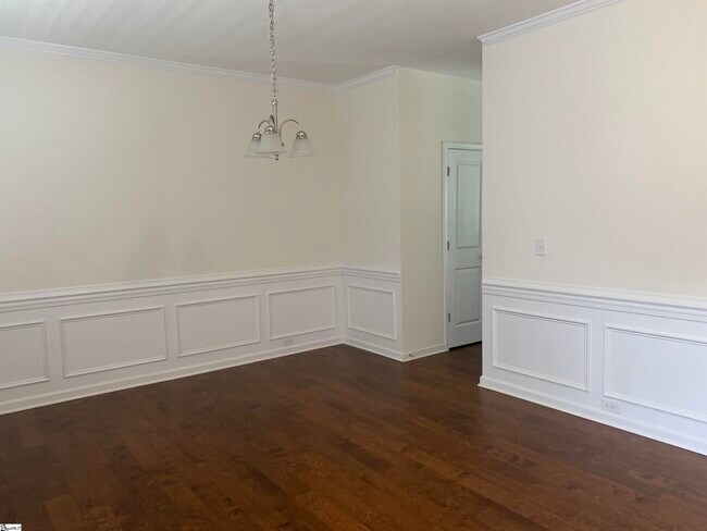 Foto del edificio - 104 Hartwood Lake Ln
