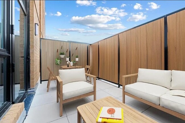 Building Photo - 1 bedroom in JACKSON HEIGHTS NY 11372