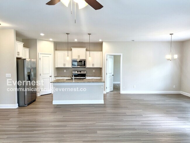 Foto del edificio - 102 River Pointe Dr