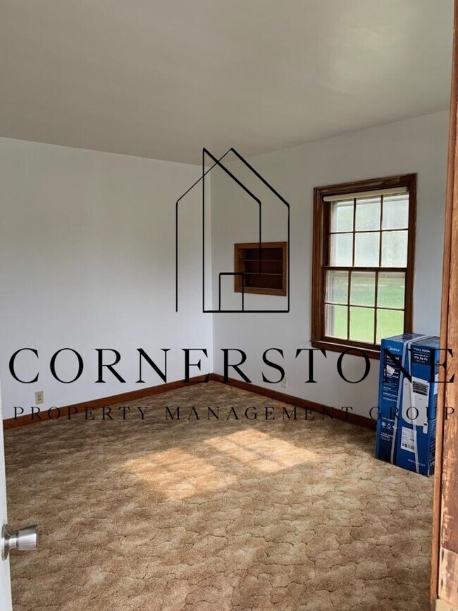 Building Photo - Cute 1 bedroom house Rockwell City $560, no water bill!