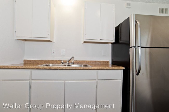 Foto del edificio - 2618-2618 Jeffries St
