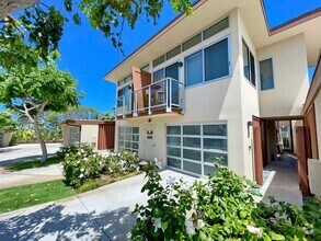Building Photo - 209 Holokahiki Ln