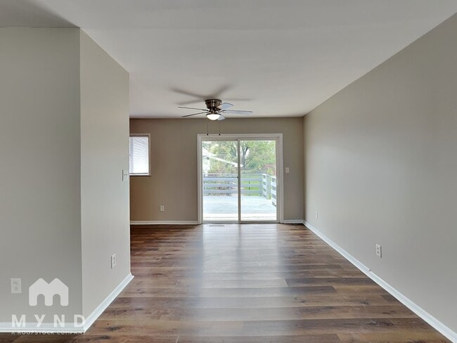 Foto del edificio - 2911 N Gresham Rd